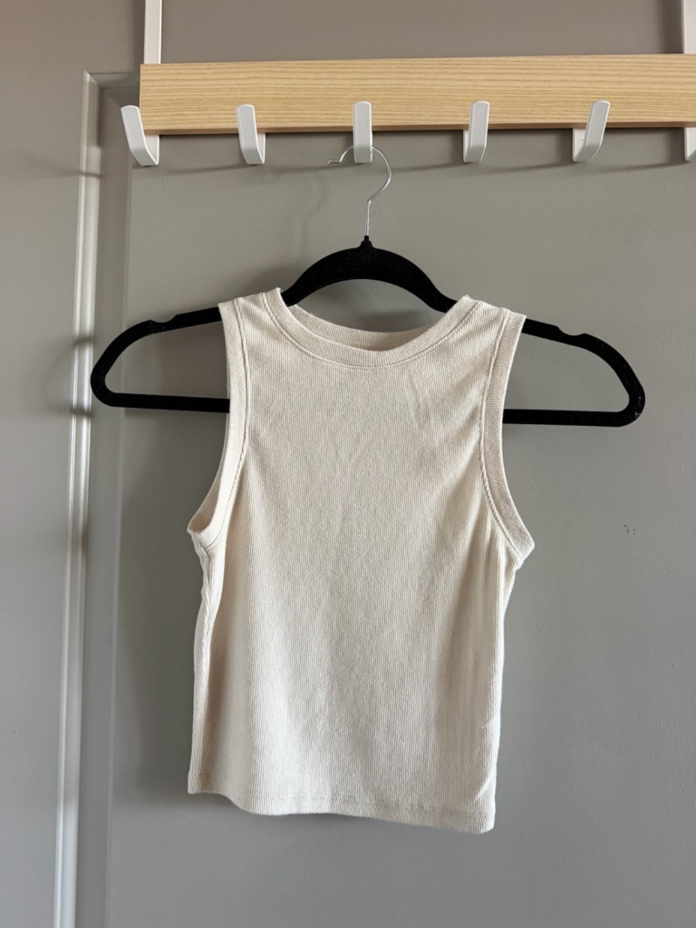 Hollister Cream Ribbed Sleeveless Tank